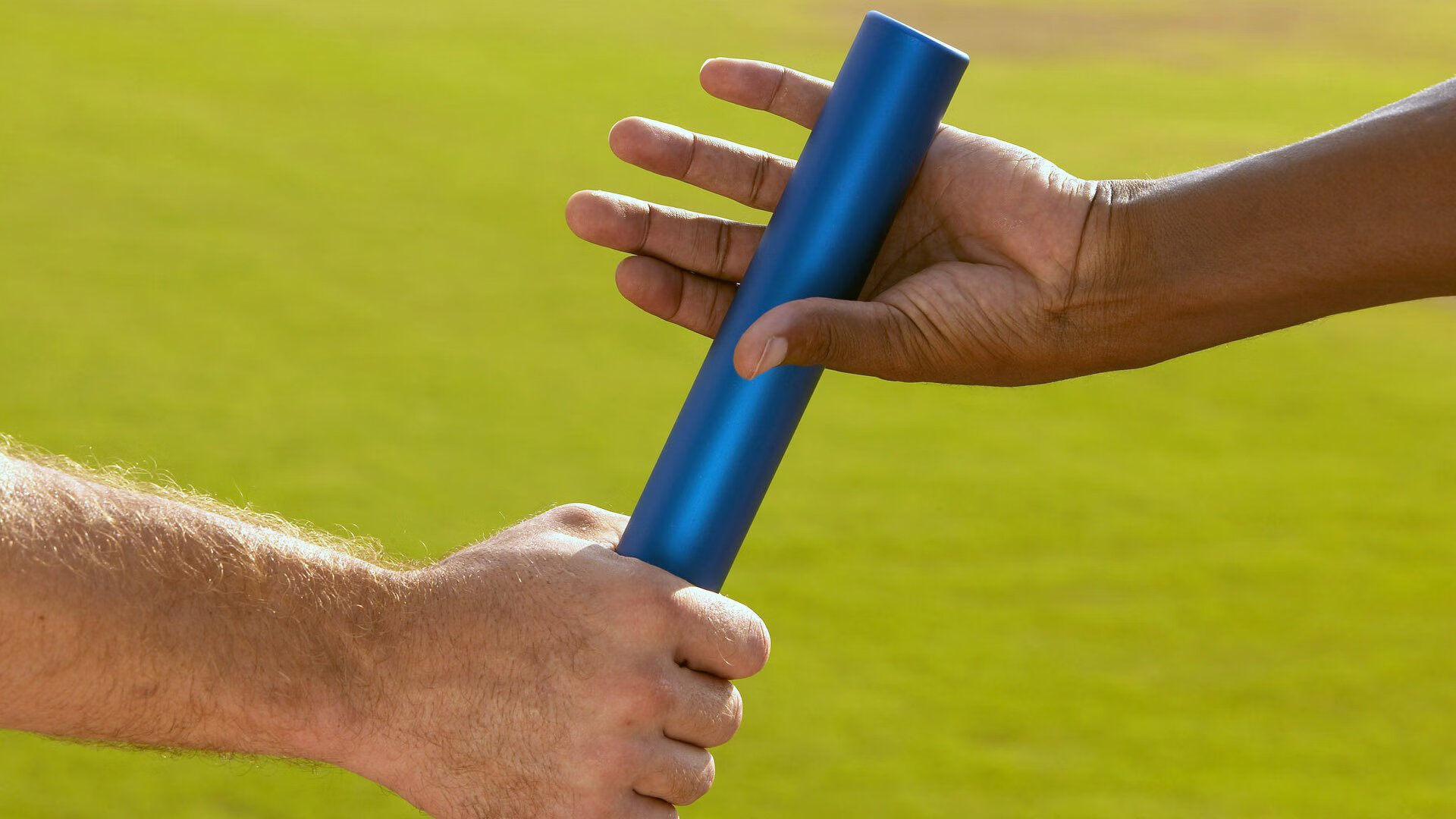 爱游戏下载-蝶泳冲刺南非选手节奏精准，蝶泳高手